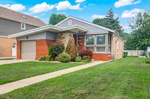 10029 S Central Park Ave, Evergreen Park, IL 60805 - Photo 4