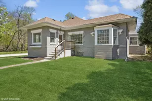 8223 W 30th St, North Riverside, IL 60546 - Photo 1
