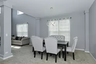 2468 Rosehall Ln, Aurora, IL 60503 - Photo 8