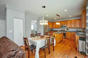 2468 Rosehall Ln, Aurora, IL 60503 - Photo 16