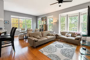 394 Broadmoor Ln, Bartlett, IL 60103 - Photo 4