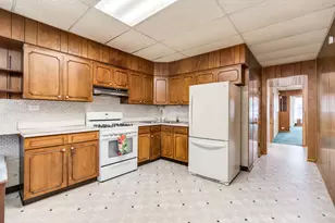 4204 S Maplewood Ave, Chicago, IL 60632 - Photo 6