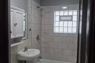 2813 S Lawndale Ave, Chicago, IL 60623 - Photo 8