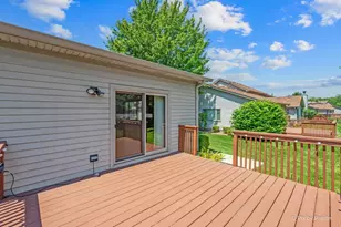 107 Fawn Ln, Elgin, IL 60120 - Photo 28
