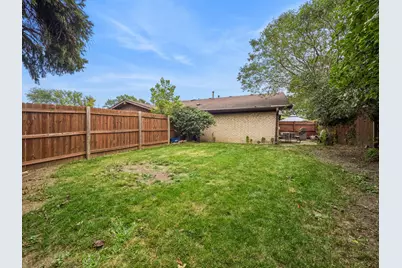 131 Innsbrook Drive, Streamwood, IL 60107 - Photo 18
