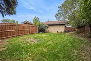 131 Innsbrook Dr, Streamwood, IL 60107 - Photo 18