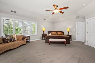 610 Grant Ct, Burr Ridge, IL 60527 - Photo 16