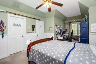 610 Grant Ct, Burr Ridge, IL 60527 - Photo 20