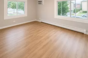10326 S Mayfield Ave, Oak Lawn, IL 60453 - Photo 4