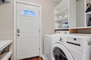 680 Brantwood Ct, Elk Grove Village, IL 60007 - Photo 18