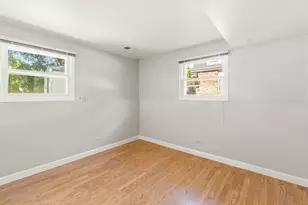 933 W Gilbert Ave, Palatine, IL 60067 - Photo 24