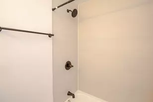 1430 N Dearborn Pkwy, Chicago, IL 60610 - Photo 4