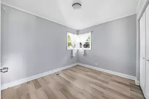 234 Arrowhead St, Park Forest, IL 60466 - Photo 12