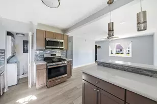 234 Arrowhead St, Park Forest, IL 60466 - Photo 8