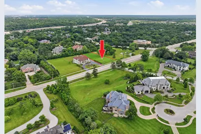 6423 S County Line Road, Burr Ridge, IL 60527 - Photo 2