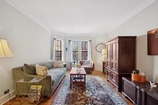728 1/2 Hinman Ave, Evanston, IL 60202 - Photo 2