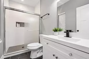 4925 N Albany Ave, Chicago, IL 60625 - Photo 6