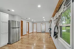 208 W Nippersink Rd, Round Lake, IL 60073 - Photo 4