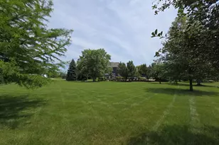 13200 Newbury Ln, Caledonia, IL 61011 - Photo 36