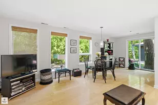 1341 Kenilwood Ln, Riverwoods, IL 60015 - Photo 16