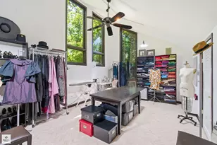 1341 Kenilwood Ln, Riverwoods, IL 60015 - Photo 36