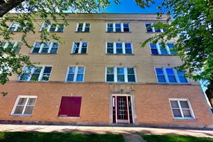 3214 W Berteau Ave, Chicago, IL 60618 - Photo 1