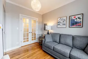 3214 W Berteau Ave, Chicago, IL 60618 - Photo 8