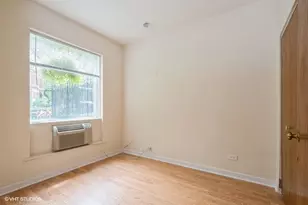 1504 N Dearborn Pkwy, Chicago, IL 60610 - Photo 2
