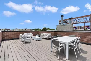 2446 W Augusta Blvd, Chicago, IL 60622 - Photo 24
