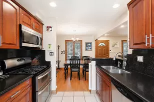5050 N Neenah Ave, Chicago, IL 60656 - Photo 6
