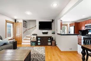 5050 N Neenah Ave, Chicago, IL 60656 - Photo 2