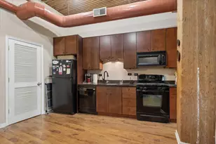 900 S Wabash Ave, Chicago, IL 60605 - Photo 2