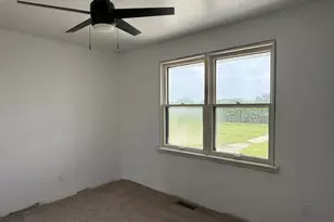312 Chestnut St, Dalzell, IL 61320 - Photo 16