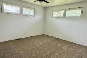 312 Chestnut St, Dalzell, IL 61320 - Photo 14
