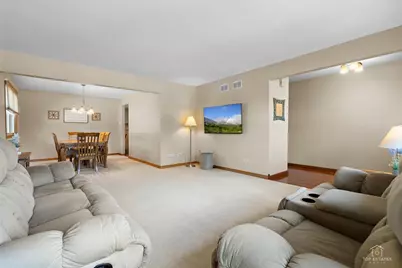 8124 Nottingham Road, Tinley Park, IL 60477 - Photo 6