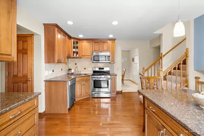 8124 Nottingham Road, Tinley Park, IL 60477 - Photo 10