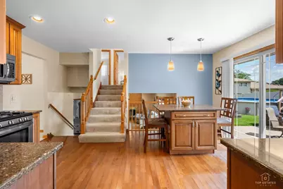 8124 Nottingham Road, Tinley Park, IL 60477 - Photo 12
