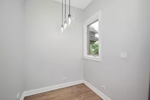 2920 N Damen Ave, Chicago, IL 60618 - Photo 8