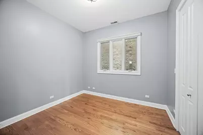 2920 N Damen Avenue #2, Chicago, IL 60618 - Photo 10