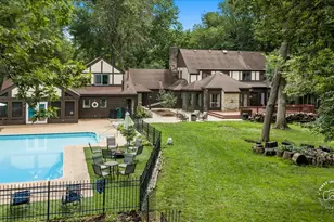 5N284 Oak Rd, Saint Charles, IL 60175 - Photo 4