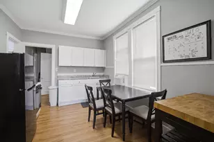 4849 W Ainslie St, Chicago, IL 60630 - Photo 4