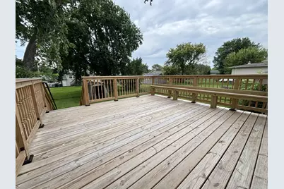 7043 Hemlock Street, Hanover Park, IL 60133 - Photo 16