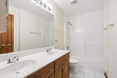1524 Fieldcrest Drive, West Chicago, IL 60185 - Photo 26