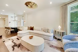 45 E Division St, Chicago, IL 60610 - Photo 6