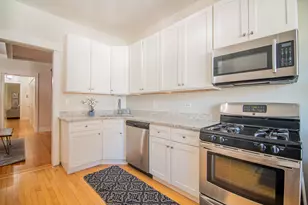 [Address not provided], Chicago, IL 60613 - Photo 12