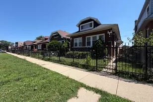 4947 W Concord Pl, Chicago, IL 60639 - Photo 26