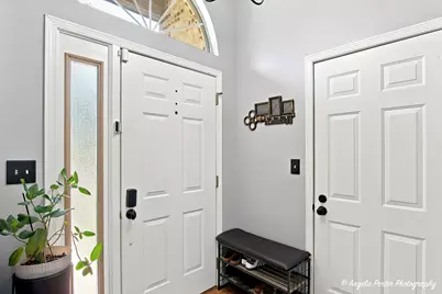 2812 Jethro Court, Zion, IL 60099 - Photo 2