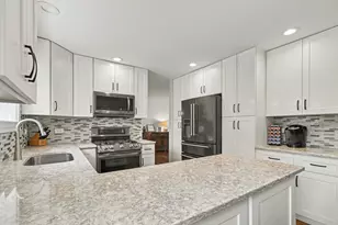1621 N Belmont Ave, Arlington Heights, IL 60004 - Photo 2