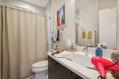 1045 W Cornelia Avenue #302, Chicago, IL 60657 - Photo 10