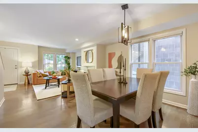 2048 W Huron Street, Chicago, IL 60612 - Photo 8